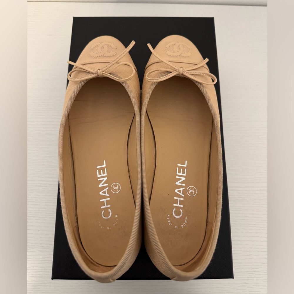 Chanel Pebbled Leather Tan Beige CC Classic Ballet Flats EU 36 US 6 Authentic - Picture 5 of 11